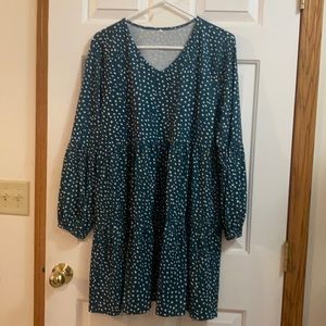 Women’s Green polka dot tunic dress